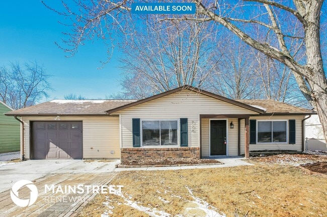 property at 728 Holiday Dr