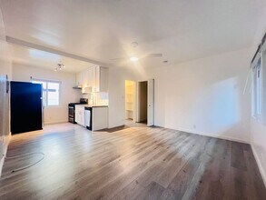 5525 Harold Way in Los Angeles, CA - Foto de edificio - Building Photo