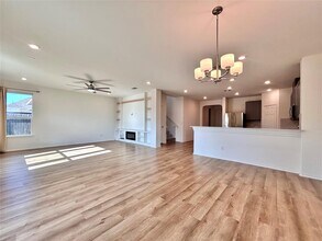 12421 Ace in the Hole Ln in Del Valle, TX - Building Photo - Building Photo