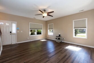 401 Mourning Dove Ct in Mebane, NC - Building Photo - Building Photo