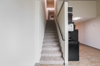 Pinnacle Lofts in Wichita, KS - Building Photo - Interior Photo