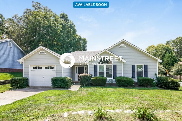 6200 Sunstone Dr in Charlotte, NC - Building Photo