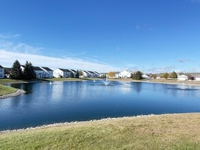 Lakes at Woodmont in Perrysburg, OH - Foto de edificio - Building Photo