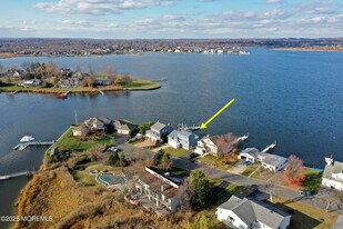 91 Cayuga Ave in Oceanport, NJ - Building Photo