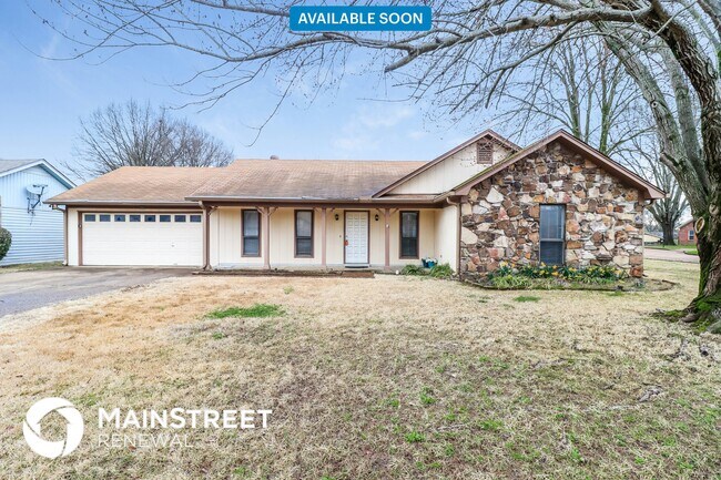3902 Clover Hill Dr