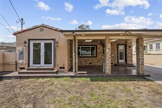 1134 Graynold Ave in Glendale, CA - Building Photo - Building Photo