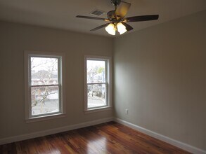 1121 Broadway, Unit 3 in Somerville, MA - Building Photo - Building Photo