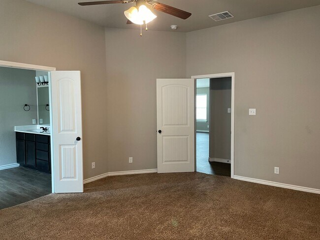 902 Clanton Cove in Killeen, TX - Building Photo - Building Photo