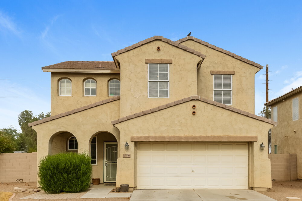 2526 S 90th Glen in Tolleson, AZ - Building Photo
