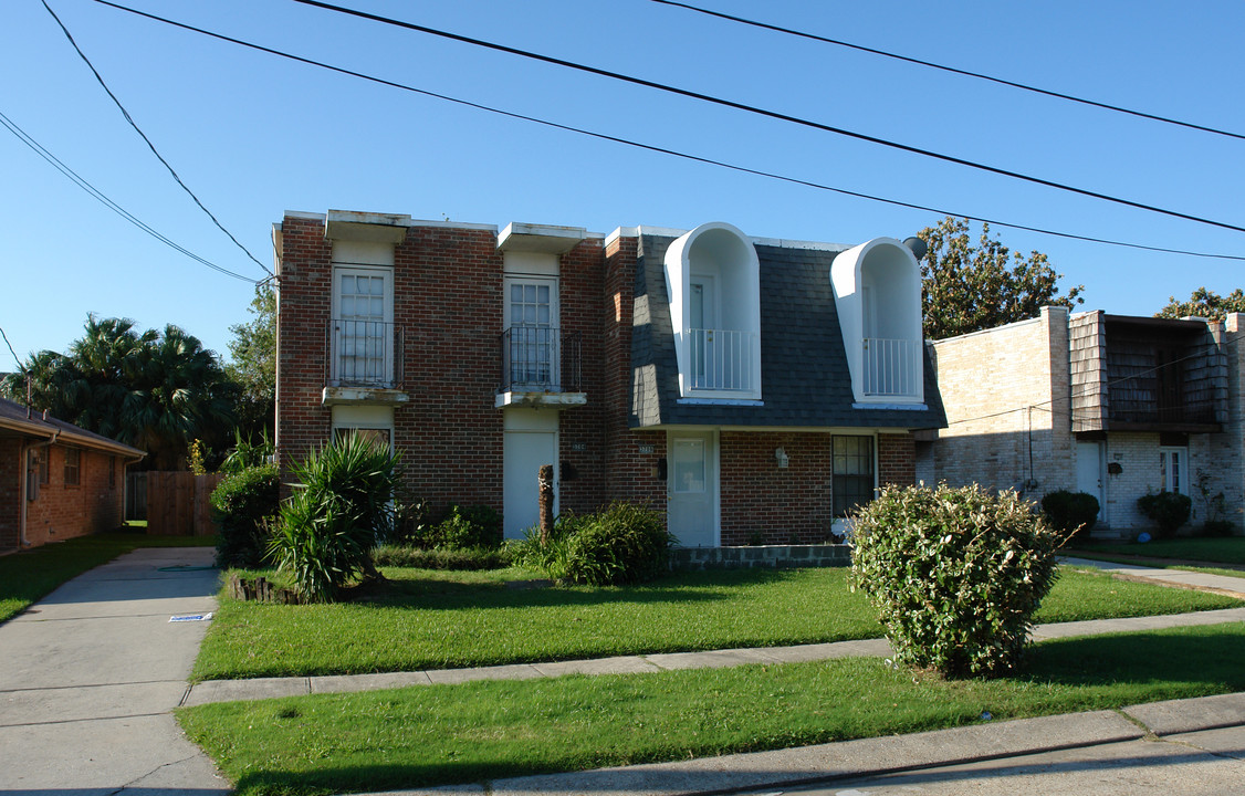 3704 Bunkerhill Dr in Metairie, LA - Building Photo