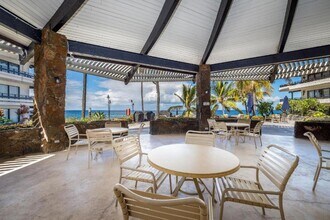 75-6082-6082 Ali‘i Dr in Kailua Kona, HI - Building Photo - Building Photo