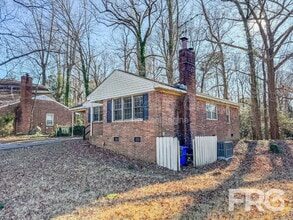 2501 Jefferson Dr in Greenville, NC - Building Photo - Building Photo