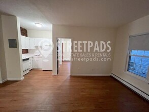 54 S Huntington Ave in Boston, MA - Building Photo - Building Photo