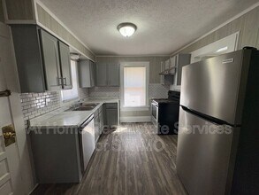 1414 S Campbell Ave in Springfield, MO - Building Photo - Building Photo