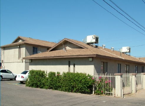 Rose Garden in Phoenix, AZ - Building Photo