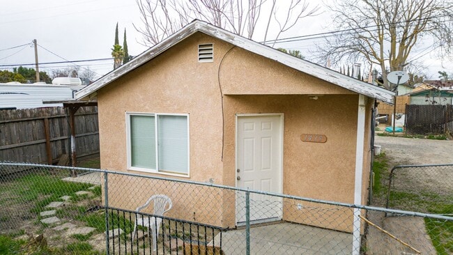 1435 Nadine Ave in Modesto, CA - Building Photo - Building Photo