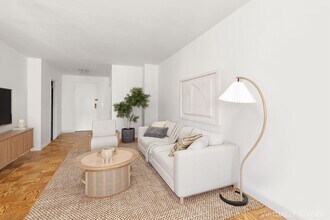 382 Central Prk W, Unit 14U in New York, NY - Building Photo - Building Photo