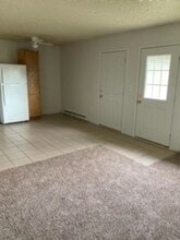 405 Plaza Heights Rd in Marshalltown, IA - Building Photo - Building Photo