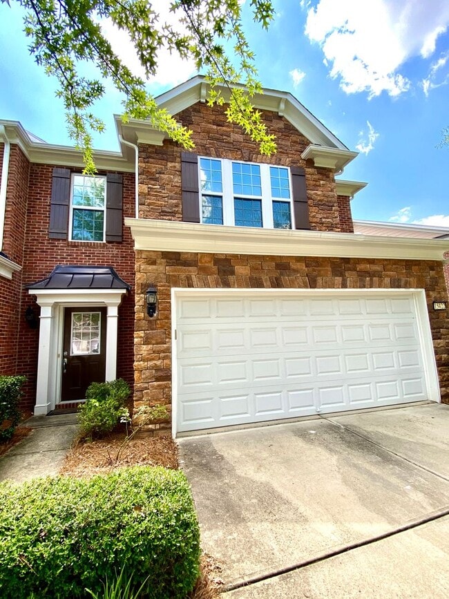 property at 15422 Canmore Street