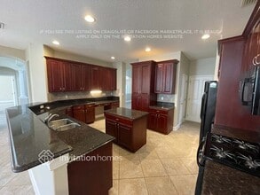 1845 Beaconsfield Dr in Wesley Chapel, FL - Building Photo - Building Photo