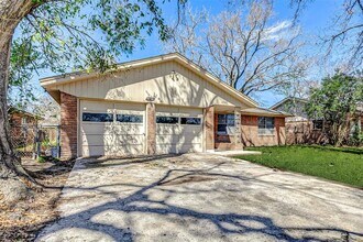 6763 Glen Rock Dr in Houston, TX - Building Photo - Building Photo