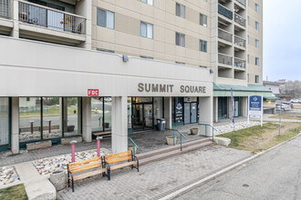 Summit Square & Summit Court Apartments in Leduc, AB - Building Photo - Building Photo