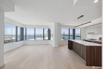 280 Spear St, Unit 27G in San Francisco, CA - Building Photo - Building Photo