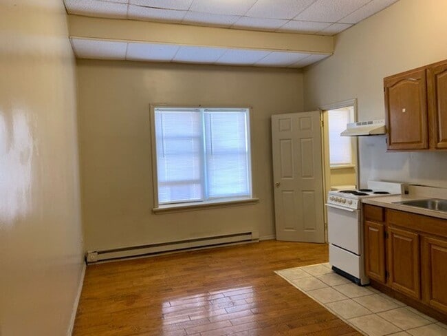 275 Herr St in Harrisburg, PA - Building Photo - Building Photo