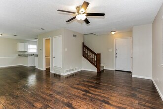 1804 Lincolnshire Way in Fort Worth, TX - Building Photo - Building Photo
