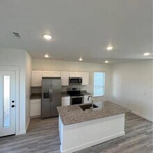1040 Boardwalk Ave in Bentonville, AR - Building Photo - Building Photo