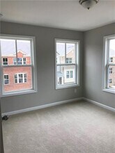 596 Sunset Park Dr in Suwanee, GA - Building Photo - Building Photo