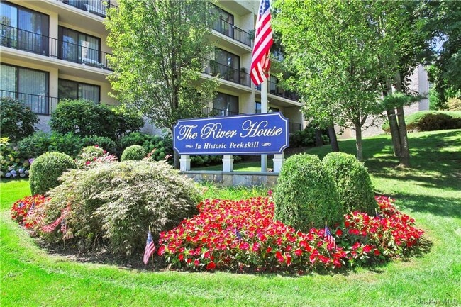 property at 150 Overlook Ave