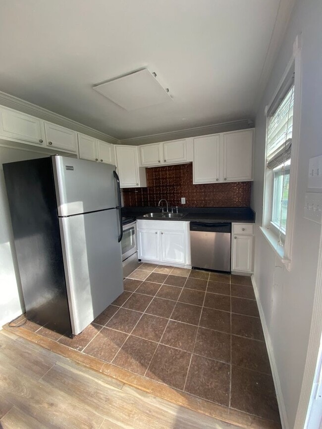 1504 Oakwood Ave NE in Huntsville, AL - Building Photo - Building Photo