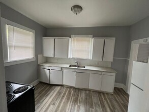 2781 Sabine Pass Ave in Beaumont, TX - Building Photo - Building Photo