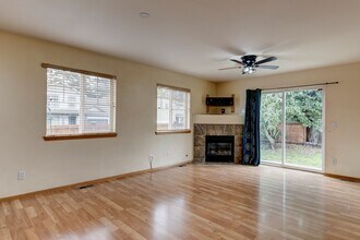 85 SW Festival Ct in Oak Harbor, WA - Building Photo - Building Photo