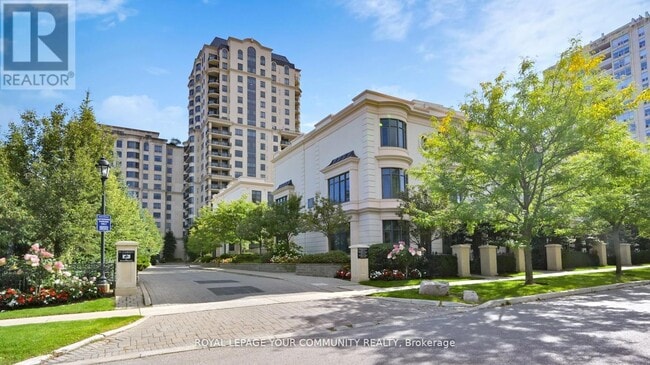 property at 27 Elkhorn Dr