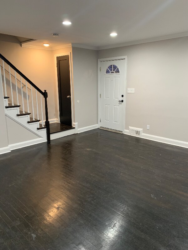 1416 E Cold Spring Ln in Baltimore, MD - Foto de edificio - Building Photo