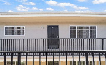 2232-2234 Santa Fe Ave. in Long Beach, CA - Foto de edificio - Building Photo