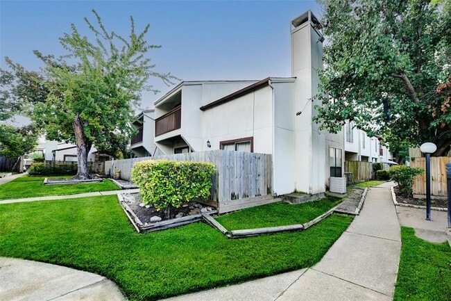 property at 3915 Tanglewilde St