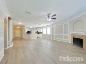 32331 Hunter Park Ct in Conroe, TX - Building Photo - Building Photo