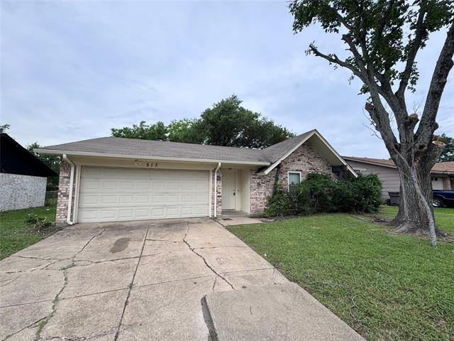 513 Southlake Dr in Forney, TX - Building Photo