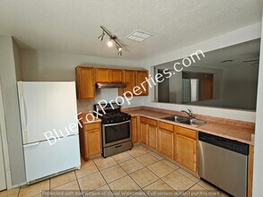 6116 S Earp Wash Ln in Tucson, AZ - Building Photo - Building Photo
