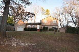 2204 Post Oak Dr in Duluth, GA - Building Photo