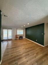 24 Canterbury Cir in Savannah, GA - Building Photo - Building Photo