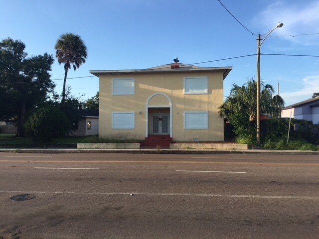 1619 9th Ave N in St. Petersburg, FL - Foto de edificio - Building Photo