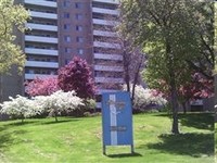 Bayview Tower Apartments in Muskegon, MI - Foto de edificio - Building Photo