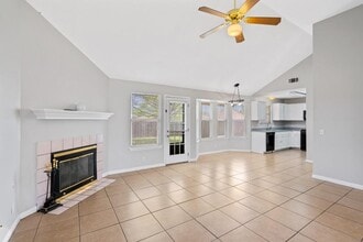 604 Maplecreek Dr in Leander, TX - Building Photo - Building Photo