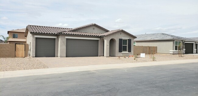 property at 2953 N Pecan Ave