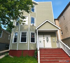 245 Ferry St in New Haven, CT - Building Photo