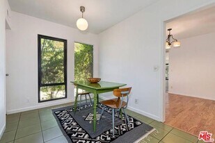 1255 N Norman Pl in Los Angeles, CA - Building Photo